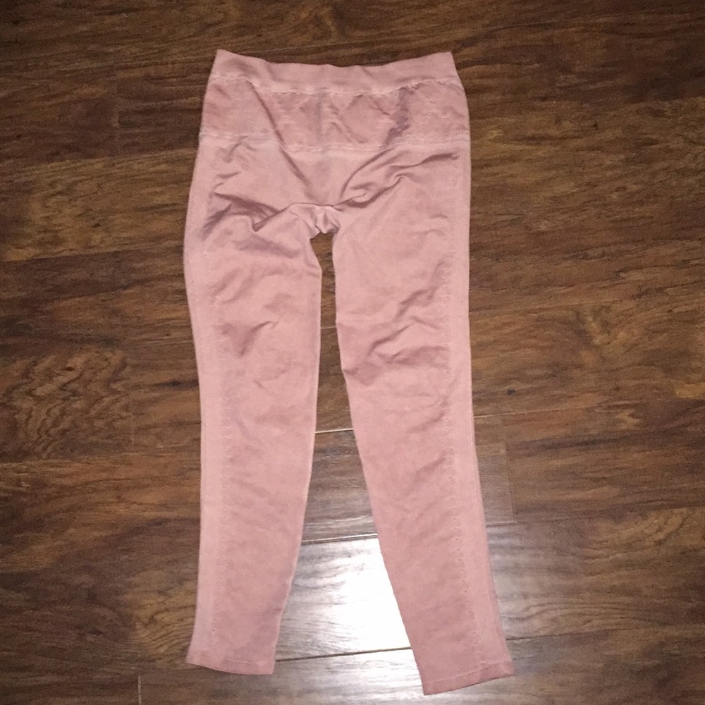 NWOT Fabletics seamless capri